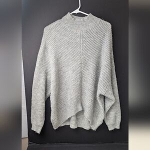 Vince camuto sweater women L
